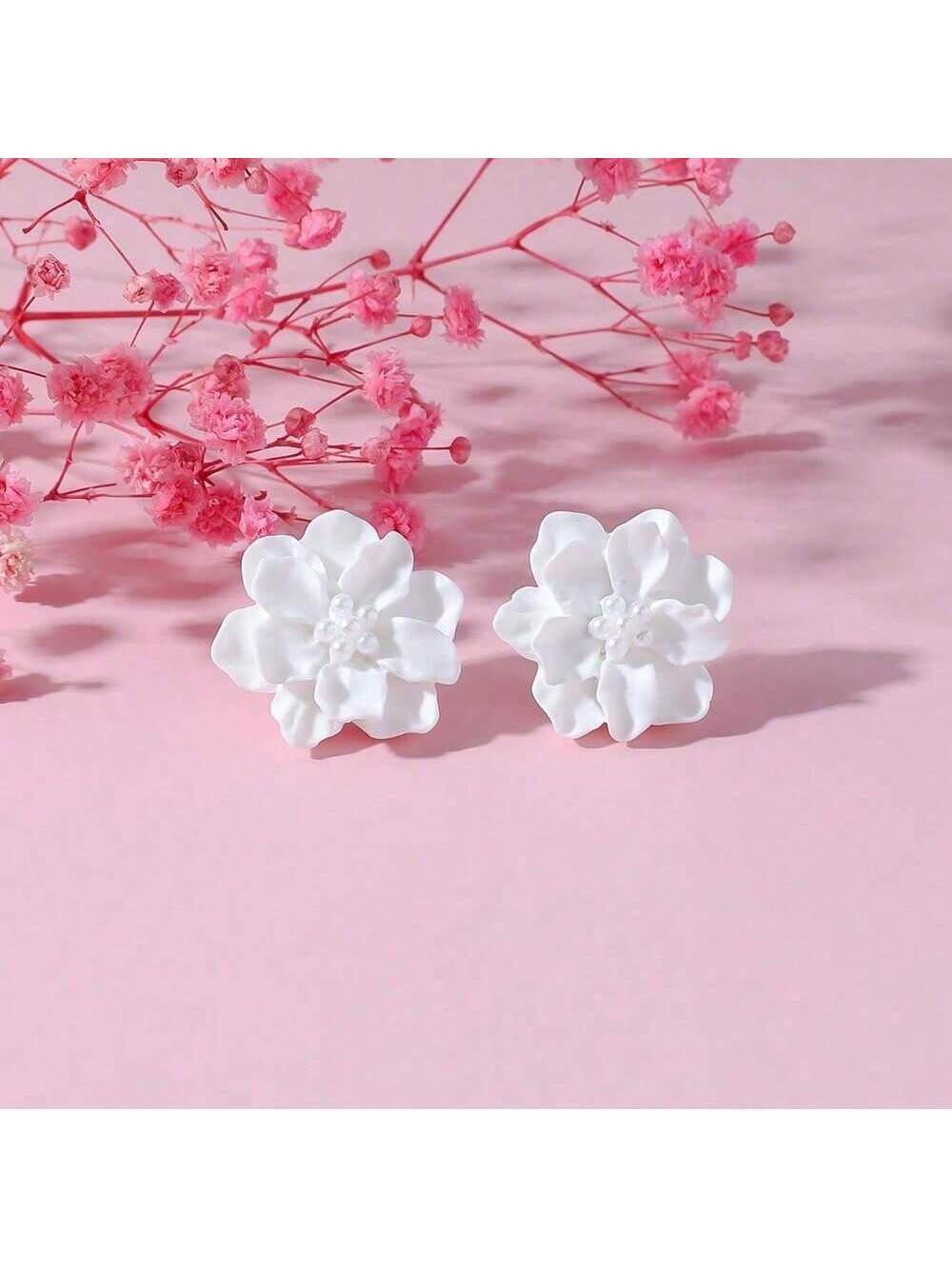 Elegant and Versatile Exaggerated Camellia Flower Earrings with Fresh and Stylish White Floral Faux Pearl Studs Valentines